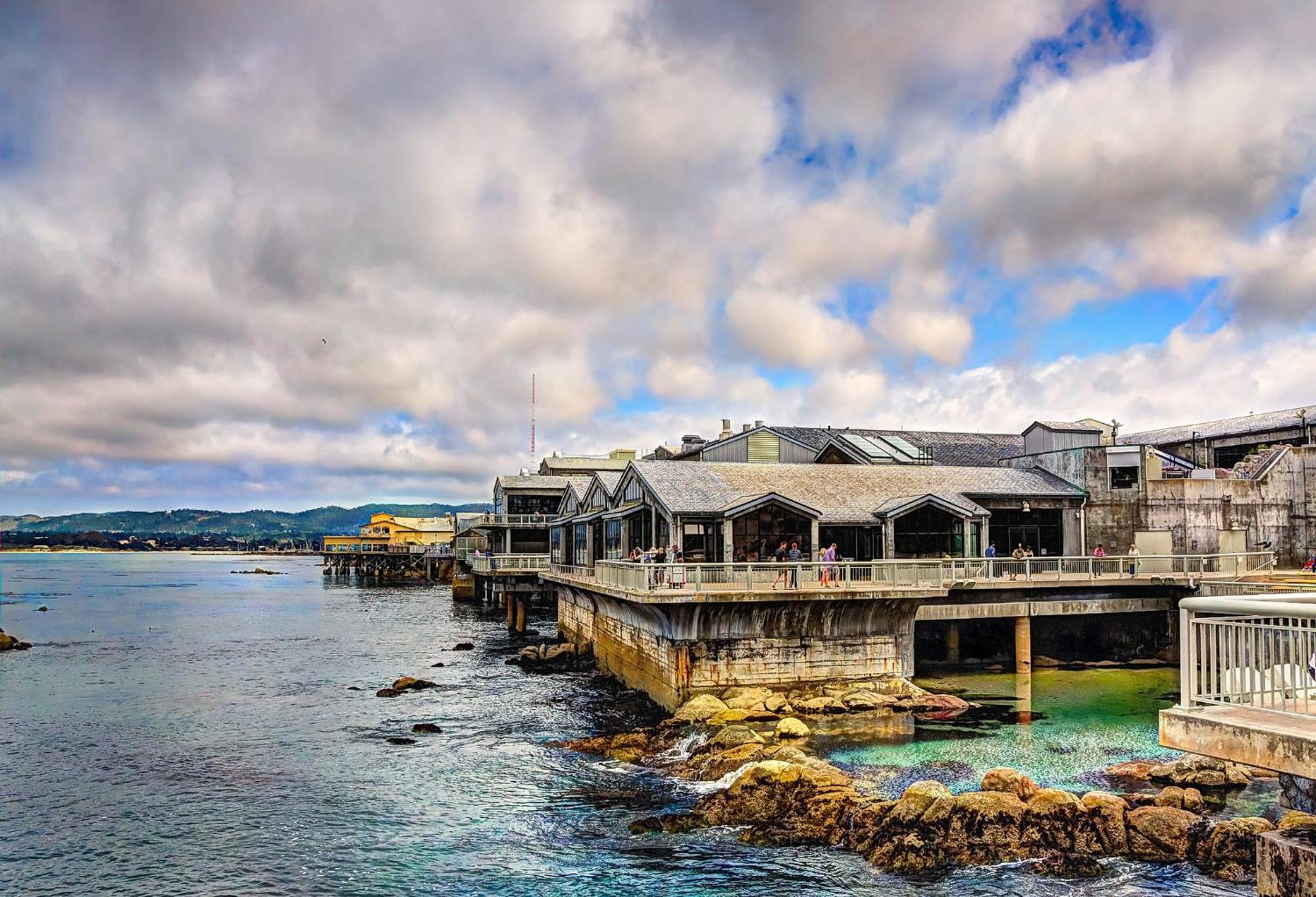 Holiday Inn Express At Monterey Bay By Ihg Seaside Buitenkant foto