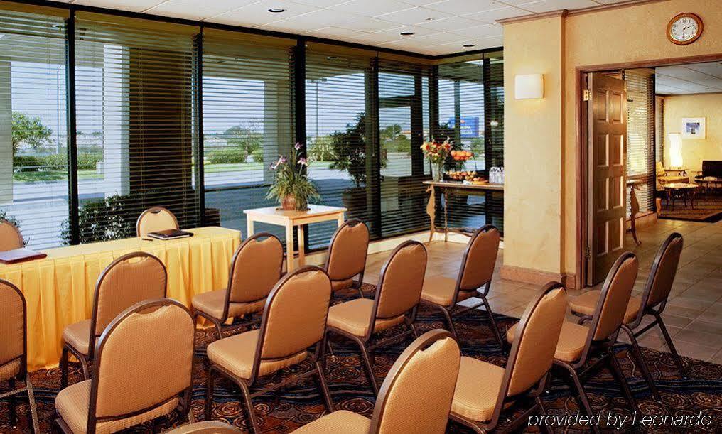Holiday Inn Express At Monterey Bay By Ihg Seaside Buitenkant foto